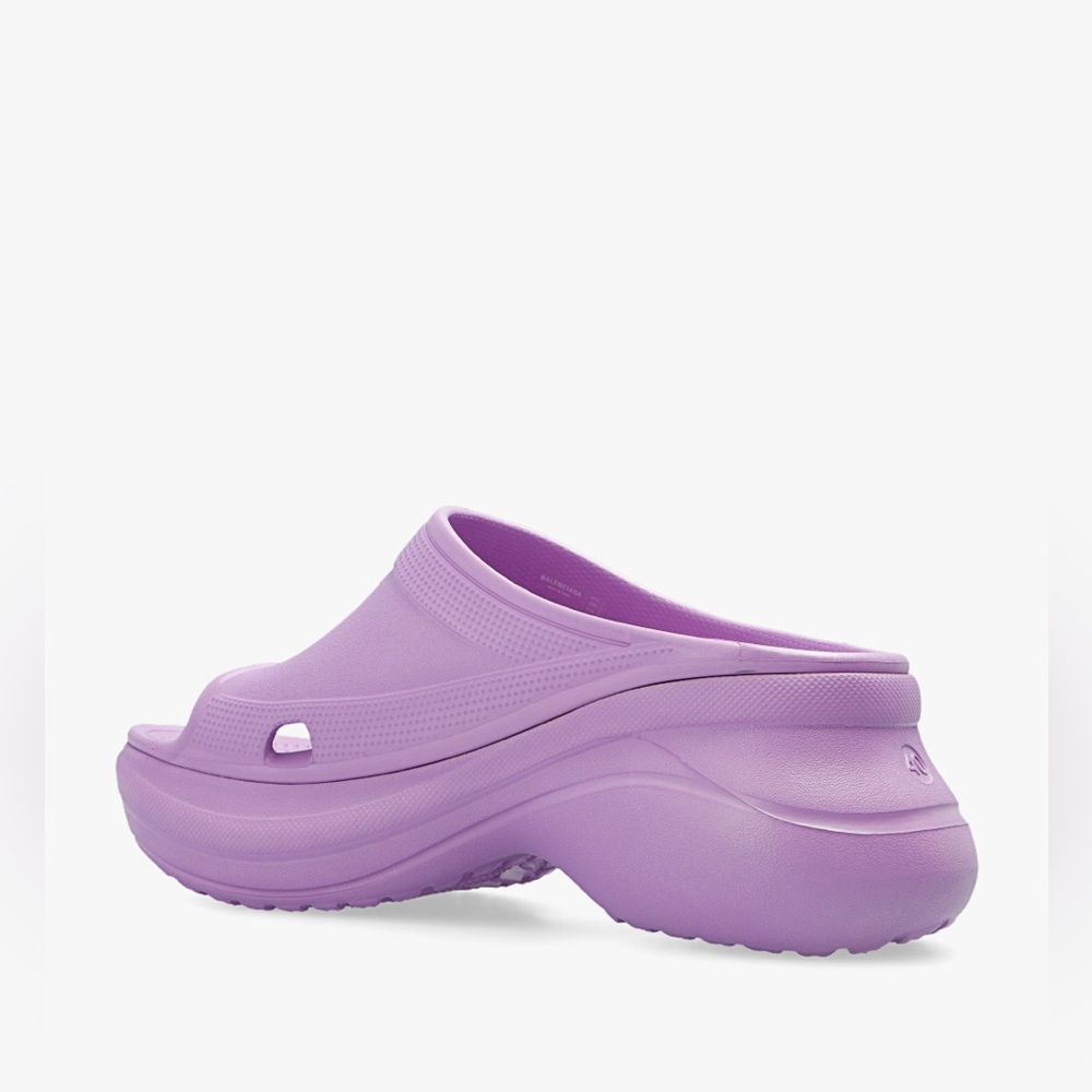 BALENCIAGA X Pool CROCS™ - Picture 4 of 9